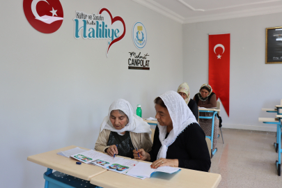Hollanda'dan Şanlıurfa'ya Gelip Okuma Yazma Öğrendi