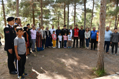 Şanlıurfa Valisi Şehit Aileleriyle Piknikte Buluştu