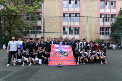 Depremde Ölen Kalecinin Adına Futbol Turnuvası
