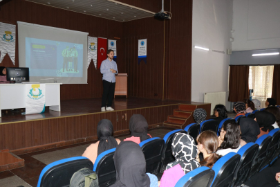 Sınav Maratonunda Gençler Yalnız Değil