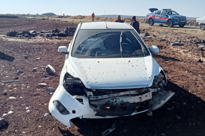 Otomobildeki 3 Kişi Yaralandı