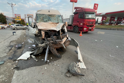 Feci Kazada 12 Kişi Yaralandı