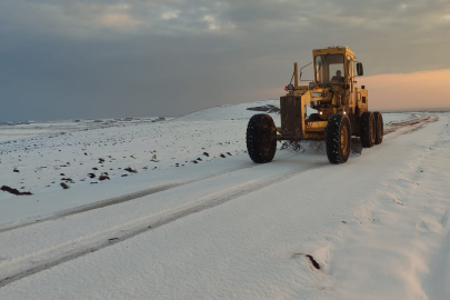 Şanlıurfa'da Kardan Yollar Kapandı