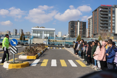 Çocuklara Trafik Eğitimi Verildi