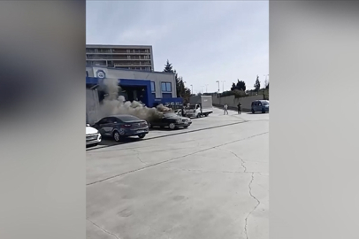 Muayeneden Geçmeyen Aracı Yaktı