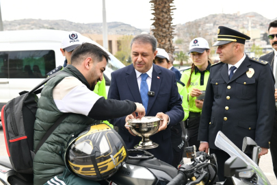 Şanlıurfa Trafiğini Kontrol Etti