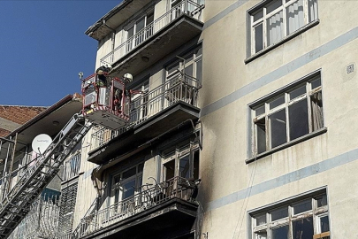 Yangında 2 Çocuk Hayatını Kaybetti