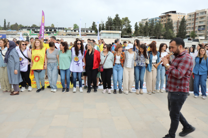 Topçu Meydanında 1 Mayıs Kutlandı