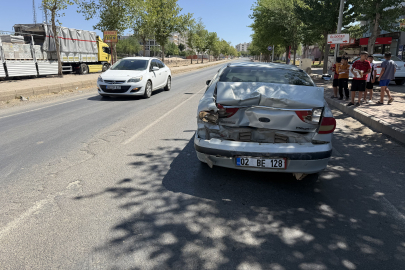 Otomobildeki 6 Kişi Yaralandı