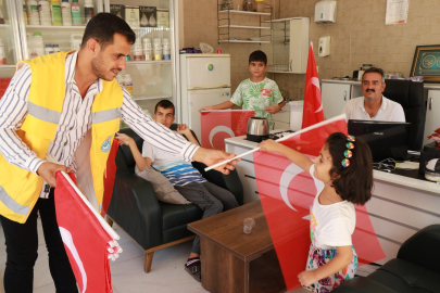 Haliliye İlçesi Bayraklarla Donatıldı