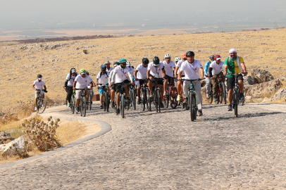 Schmidt Anısına Pedal Çevirdiler