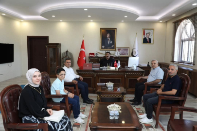 Başarılı Öğrenciye Bilgisayar Hediyesi