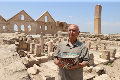 Harran'da 9 Asırlık Seramik Bulundu