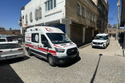 Silahlı ve Bıçaklı Kavgada 2 Yaralı