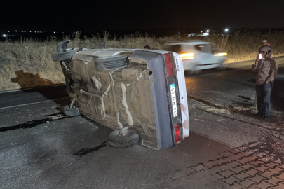 Otomobildeki 3 Kişi Yaralandı