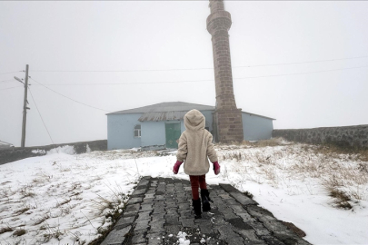 Yüksek Kesimlerde Kar Yağdı