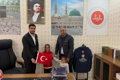 Urfalı Kardeşlerin Bayrak Sevgisi