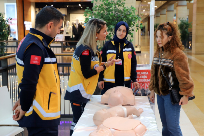 Urfalılara Acil Sağlık Anlatılıyor