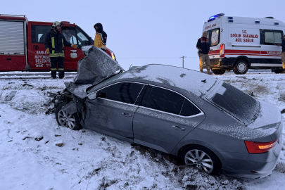 Kar Temizleme Aracına Çarptı