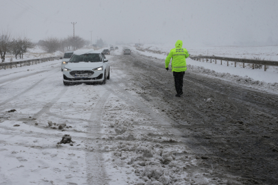 Tır ve Kamyon Geçişleri Yasak