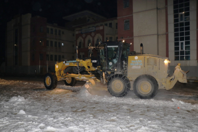 Haliliye’de Okullarda Kar Temizliği