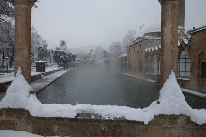 Tarihi Mekanlar Beyaza Büründü