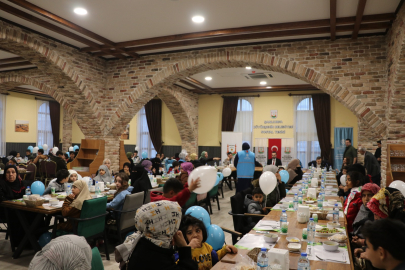 Yetimler İftar Sofrasında Buluştu