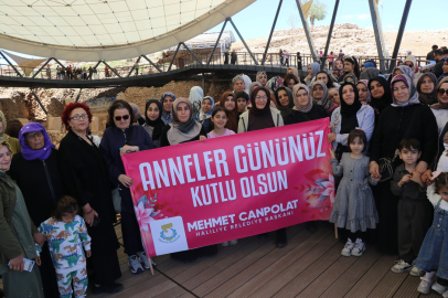 Anneler Tarihin Sıfır Noktasında