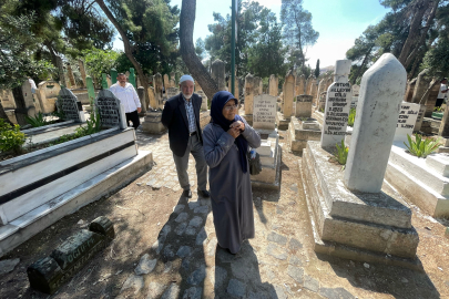 Şanlıurfa'da Mezarlık Ziyareti
