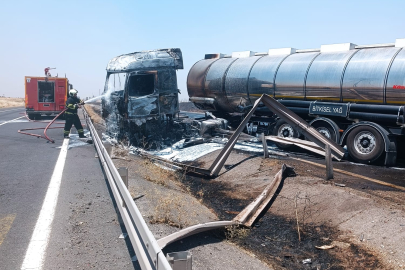 Trafik Kazası Sonrası Yangın Çıktı