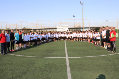 Binlerce Çocuk Futbolla Buluştu