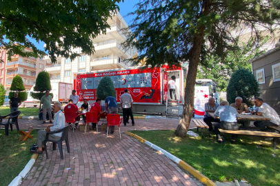 Mahalle Sakinlerinden Kan Bağışı