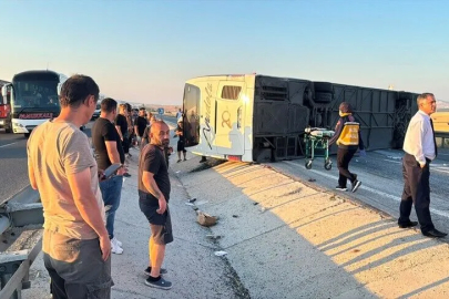 Yolcu Otobüsü Kazasında 31 Yaralı