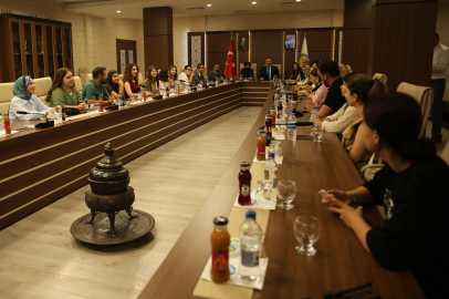 Rektör, Dünya Birincilerini Ağırladı