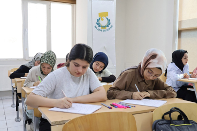 95 Öğrenci Üniversiteli Oldu