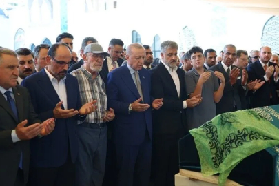 Erdoğan, Cenaze Törenine Katıldı