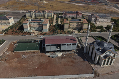Kalıcı Eserler Bir Bir Yükseliyor