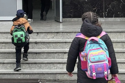 Ağır Okul Çantalarına Dikkat