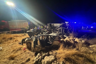 Komşuda Feci Kaza 7 Kişi Öldü
