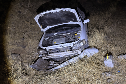 Devrilen Otomobilde 3 Kişi Yaralandı