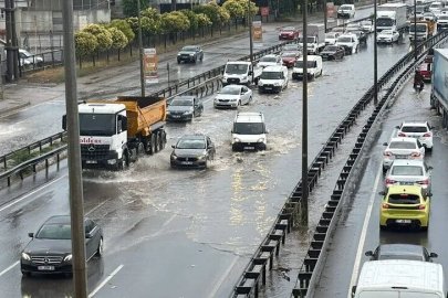 Sağanak Nedeniyle Eğitime Ara