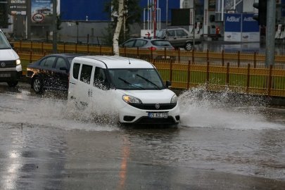 Yurtta Sağanak Etkili Oluyor
