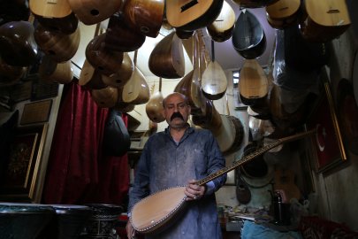 Yahya Çekirge’den Sanata Katkı